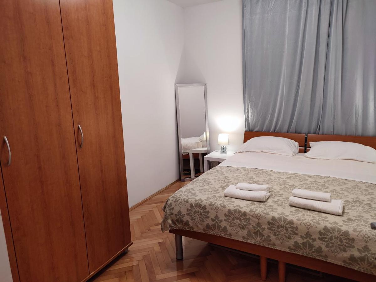 Apartman Ivan Каштела Экстерьер фото